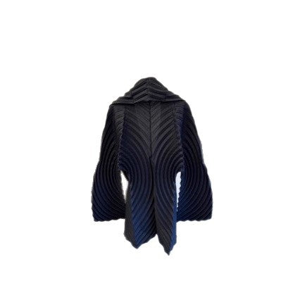 Cardigan Plisado Artesanal Mujer | Abrigo Elegante con Capas – Buy ByM