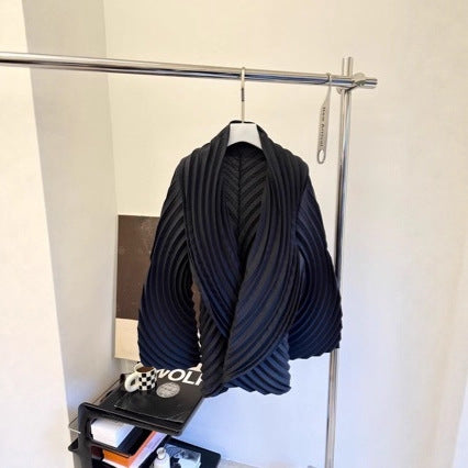 Cardigan Plisado Artesanal Mujer | Abrigo Elegante con Capas – Buy ByM